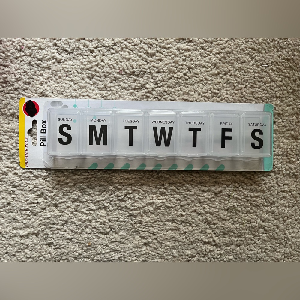 *BRAND NEW/ UNUSED 🆕* Premier Plus Weekly Pill Box Organizer